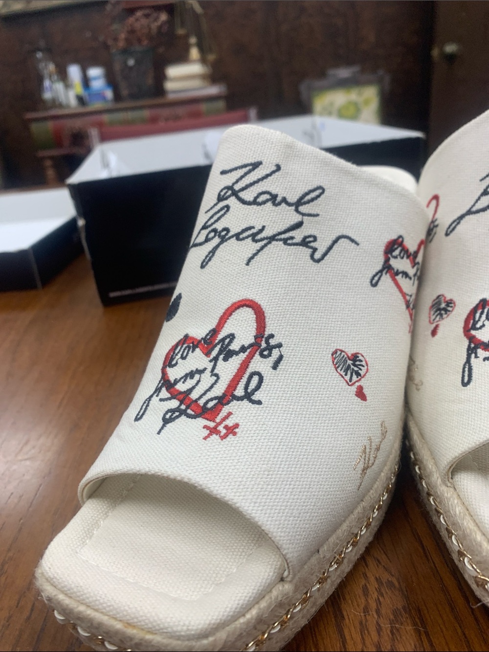 Sandals - Picture 5 of 6